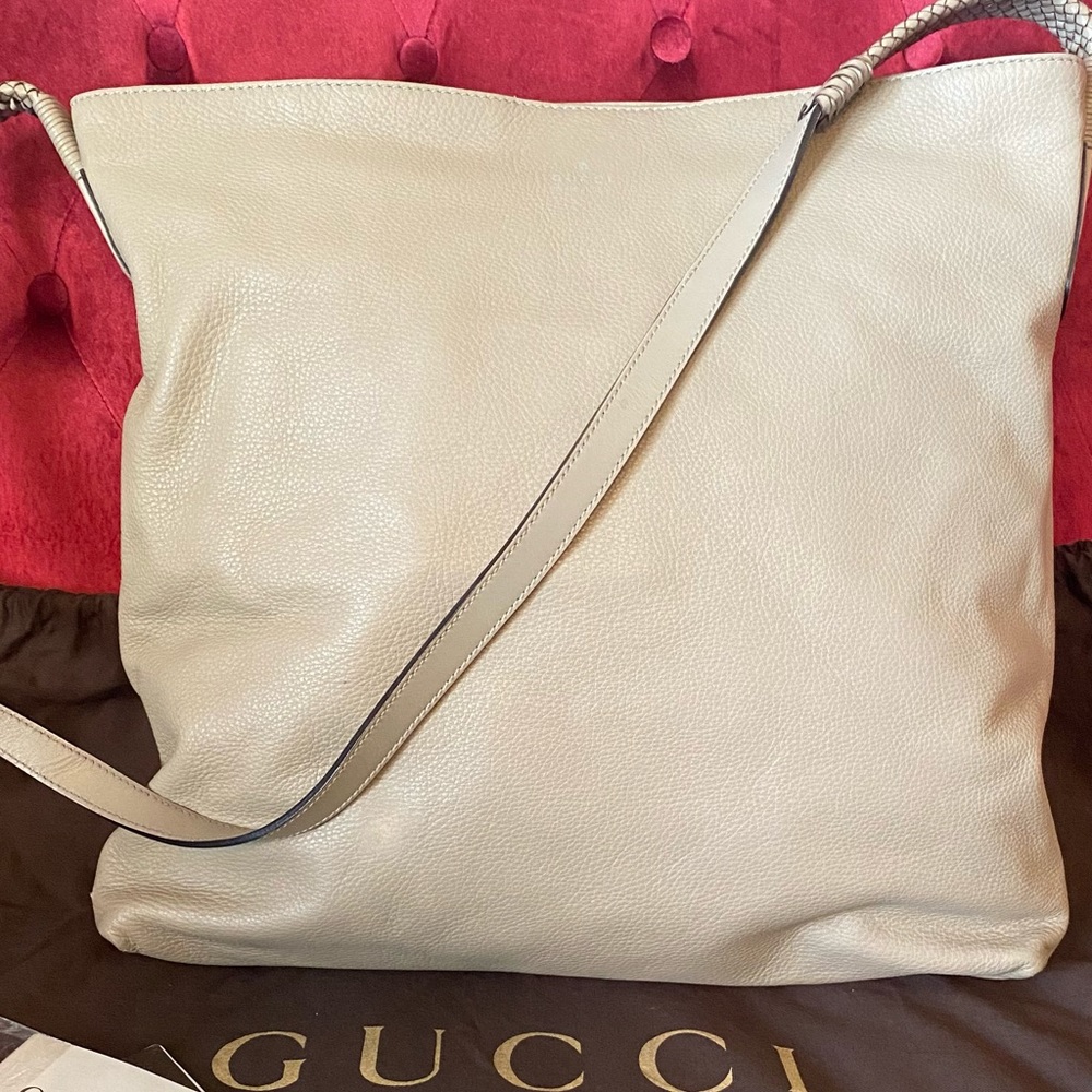 Gucci Calfskin Large Messenger Bag